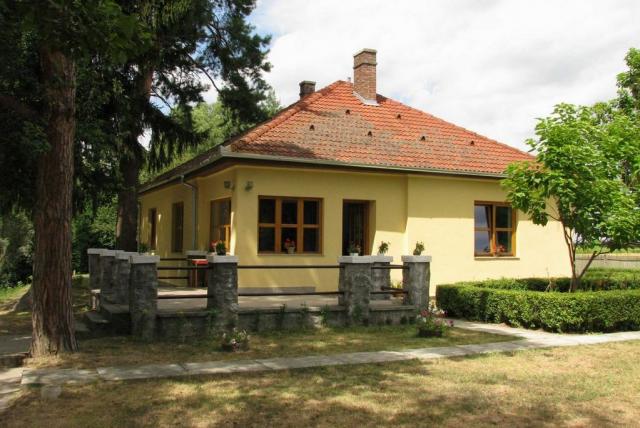 A szentborbási kulcsosház